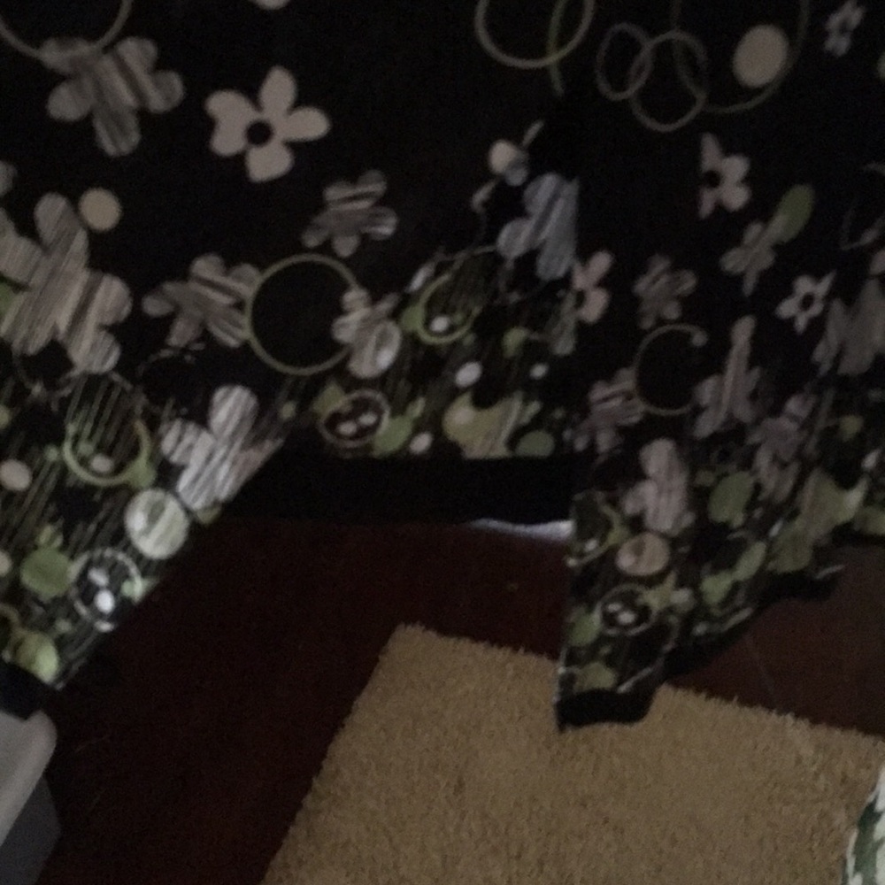 Skirt - Picture 2 of 3